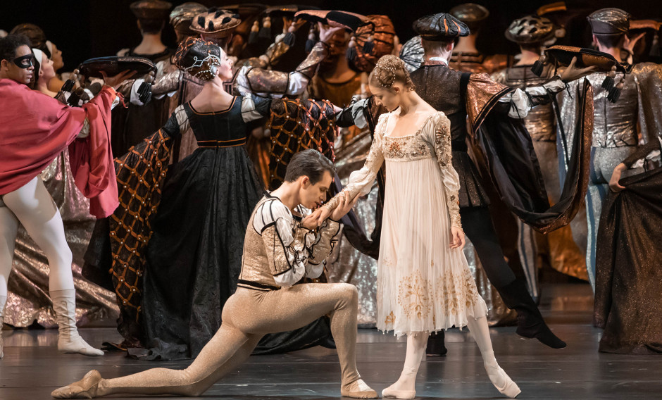 Teaser Panorama, Bayerische Staatsoper, Szene aus "Romeo und Julia":